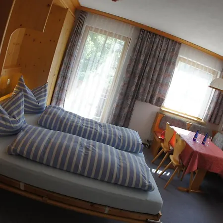 Chasa Fadrina Apartment Samnaun Room photo
