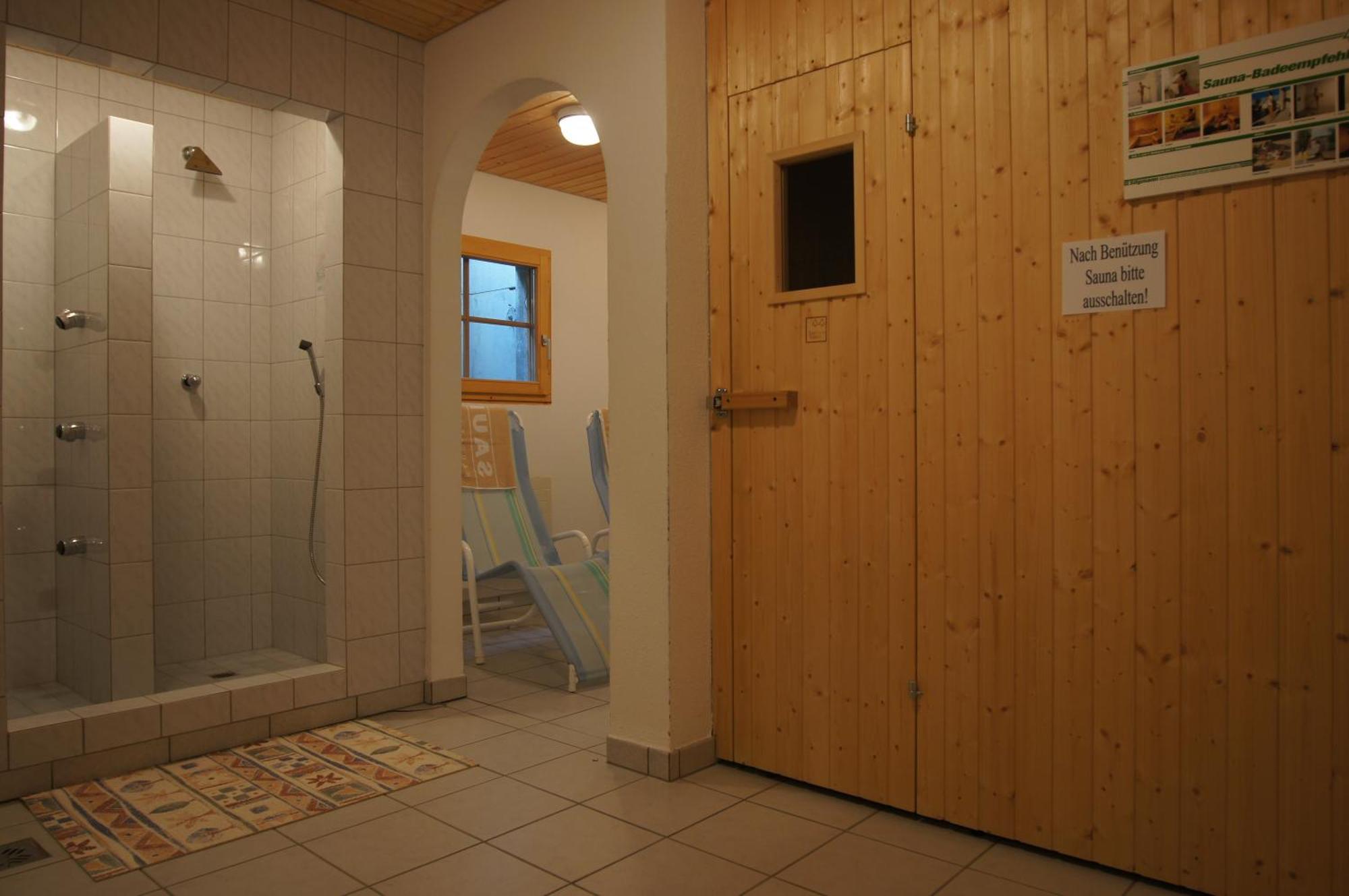 Chasa Fadrina Apartment